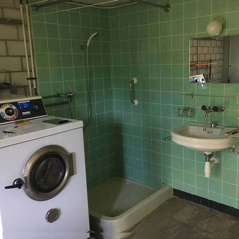 Sanierung Wohnhaus in Binningen, Bad vorher