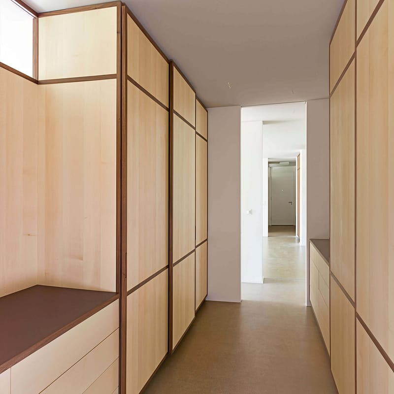Sanierung Wohnung in Erlenbach, Umkleide